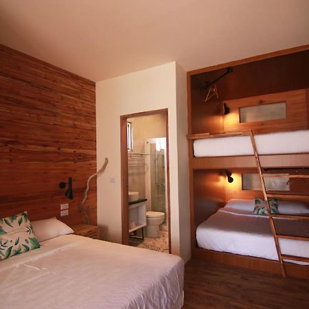 Slow Island Hostel กรีนไอแลนด์ ภายนอก รูปภาพ