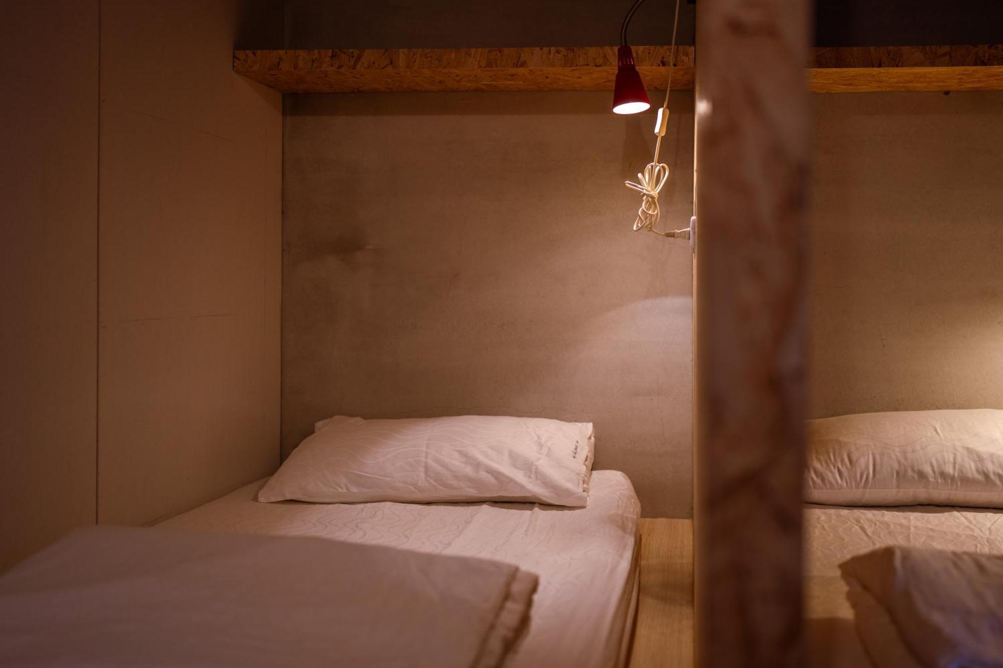 Slow Island Hostel กรีนไอแลนด์ ภายนอก รูปภาพ